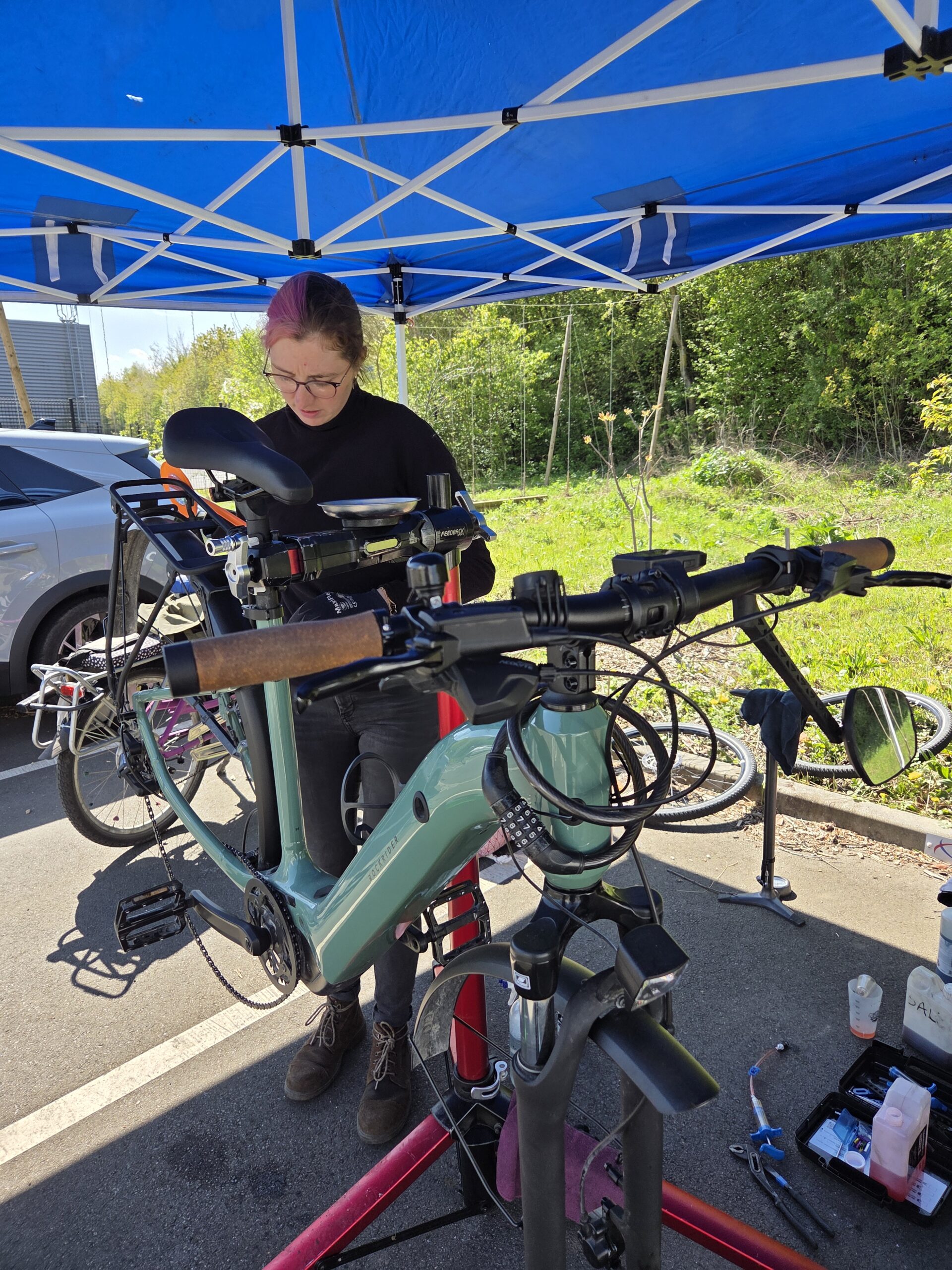Le réparateur ou la réparatrice vélo à domicile